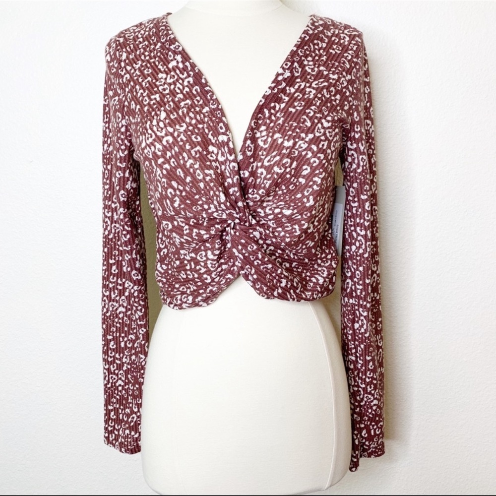 Lizard Thicket Long Sleeve Twist Front Leopard Top